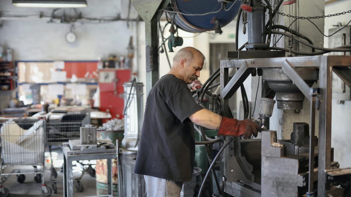 pexels-andrea-piacquadio-3846559_65580200