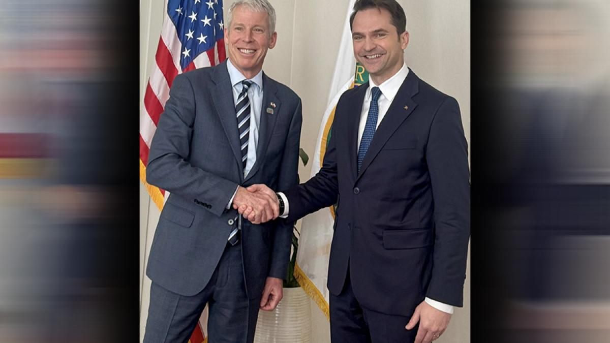 christopher-allen-wright--sebastian-burduja-copy_60124500