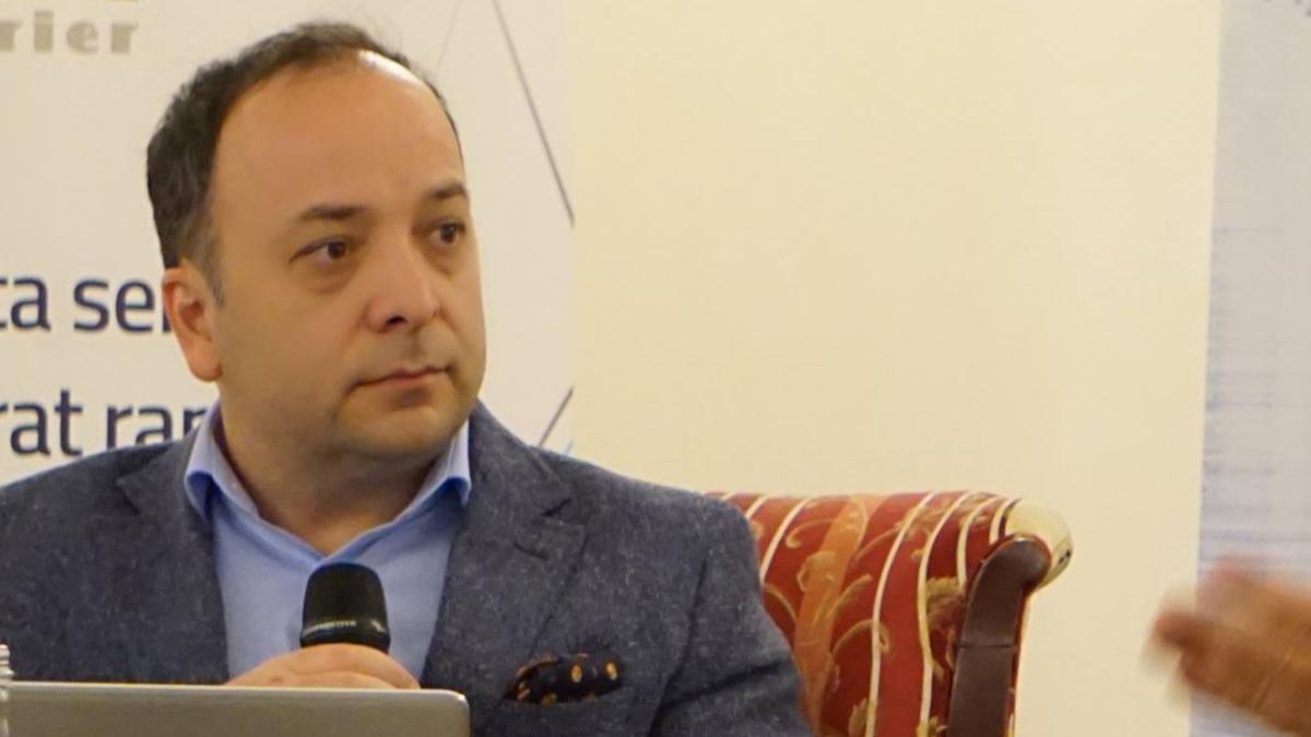 negrescu-jos_15496700