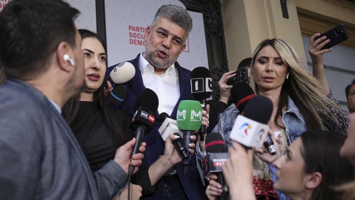 instant_psd_ciolacu_011_pool_inquam_photos_octav_ganea_02439300