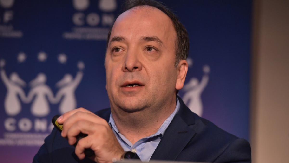 adrian-negrescu_60002400