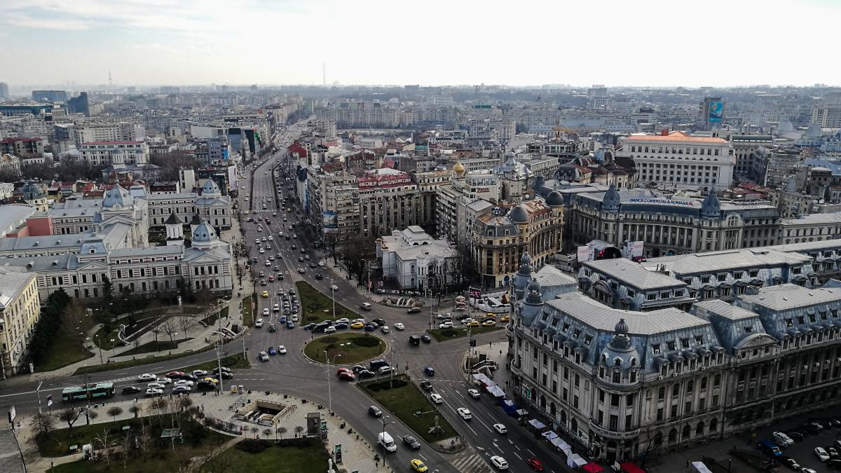 high-angle-view-street-amidst-buildings-city-1_95910500