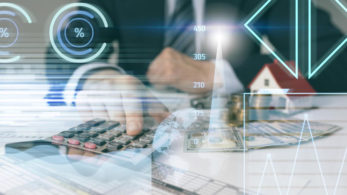 business-concept-with-calculator-close-up_79004900