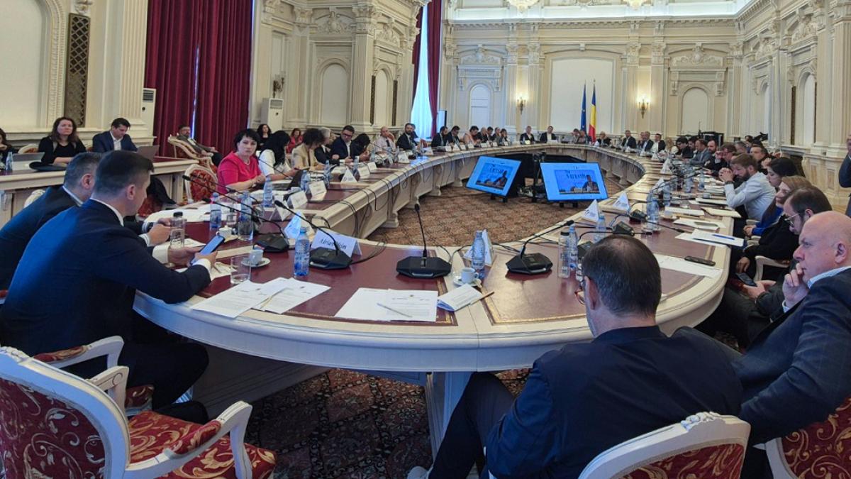 497671623_1118499363651593_1126781980116983336_n_12085700