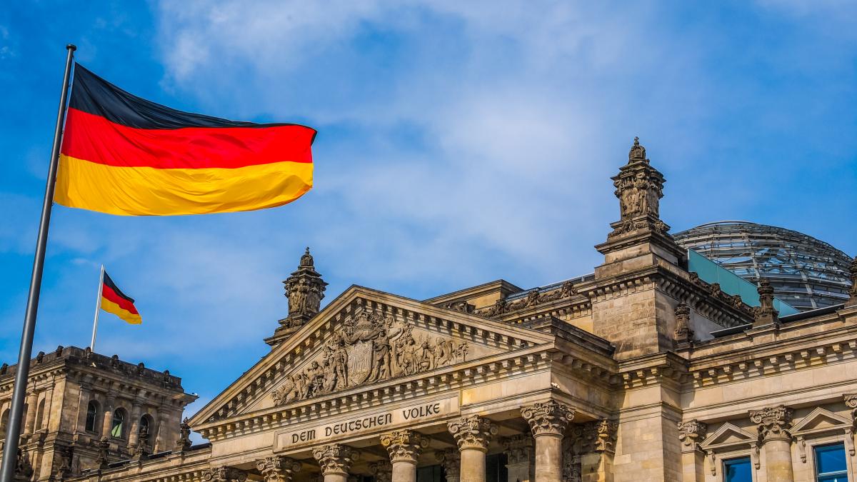 hdr-reichstag-berlin_17053100