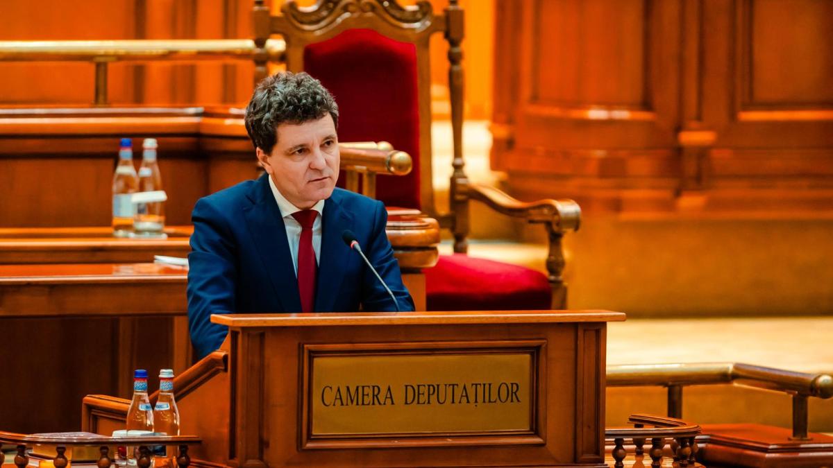 nicusor-dan_02520000