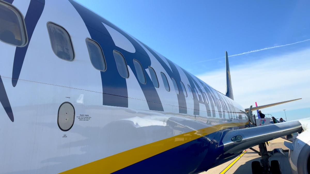 passengers-waiting-theier-flight-with-ryanair-airplane-frankfurt-hahn-airport-hahn-germany-april-20-2022_11547600