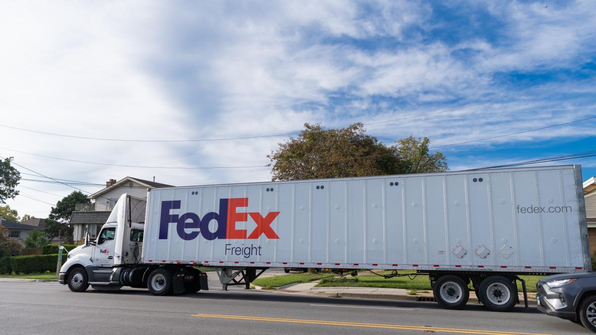 chicago-usa-august-21-2024-truck-with-fedex-container-truck-road-fedex-corporation_72571900