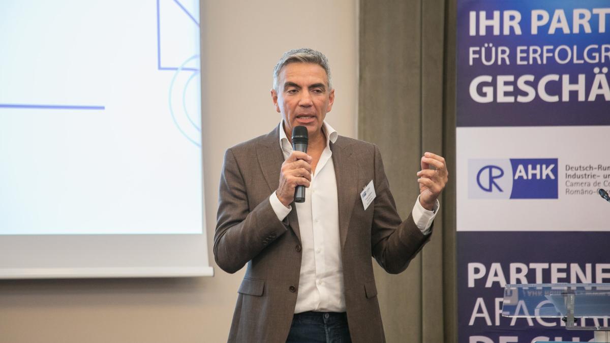 dragos-anastadiu_76332500