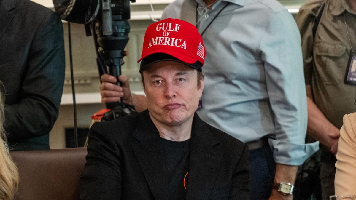 elon-musk_64686800