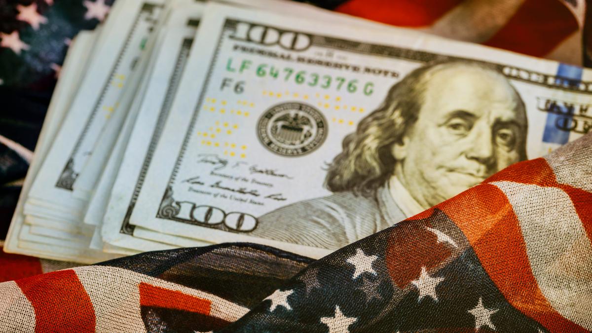 dolari-americani_40569600