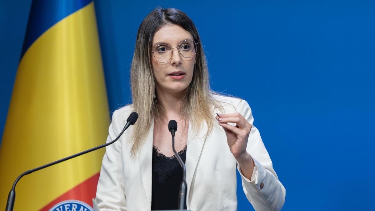 diana-buzoianu_14032900