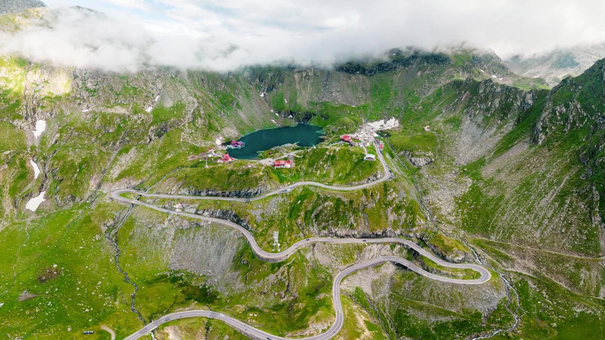 aerial-drone-panoramic-view-transfagarasan-route-nature-romania_03229800