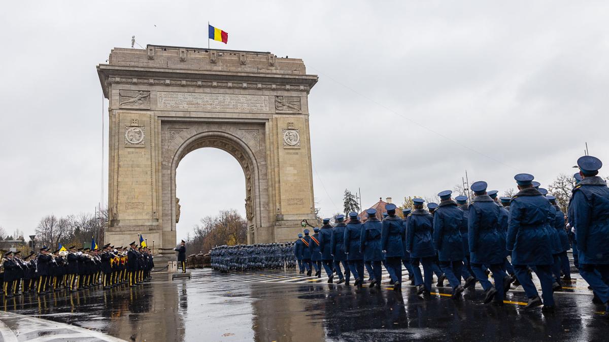 militari-defilare-parada-pensiile-militare_48092800