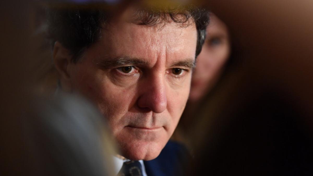 consumatorii--protejati-suplimentar-prin-lege--nicusor-dan-a-promulgat-legea-care-sanctioneaza-refuzul-comerciantilor-de-a-inlocui-produsele-neconforme_01506000