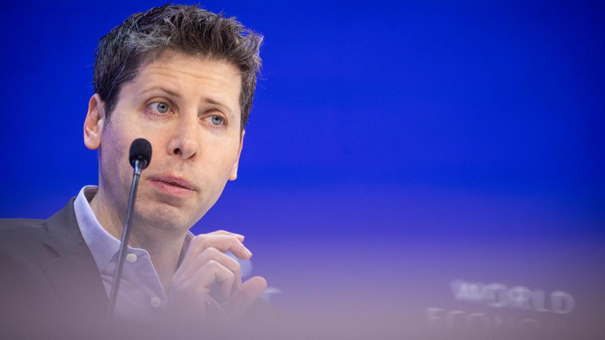 sam-altman_11209100