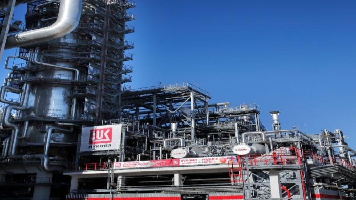 image-2_lukoil-nizhny-novgorod-refinery-russia_72941100