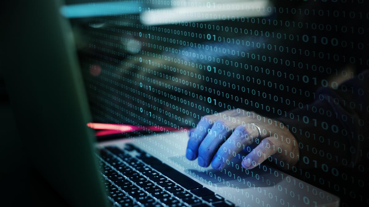 diverse-computer-hacking-shoot_48919200