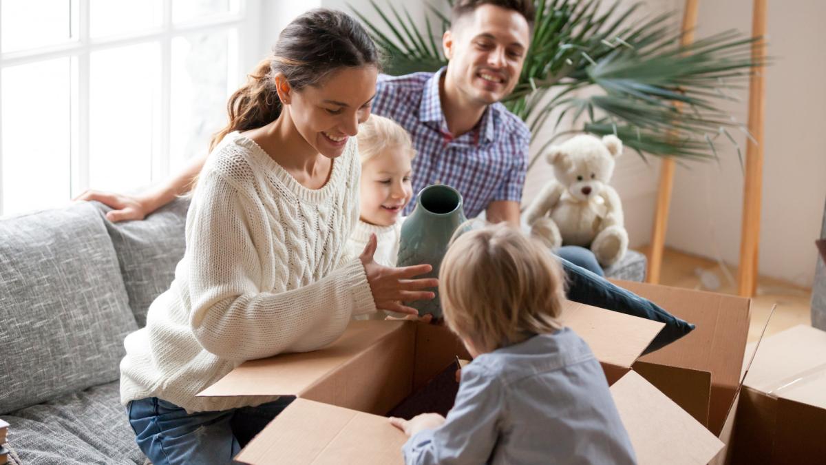 familie-tineri_81650900