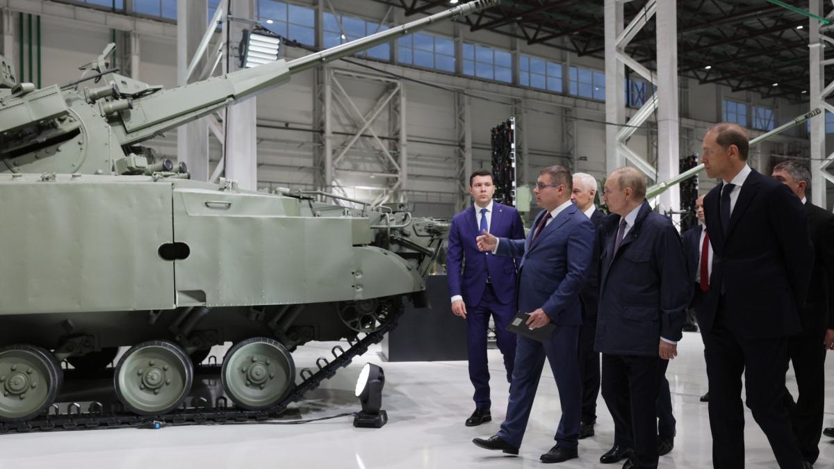 vladimir-putin-12_20251700