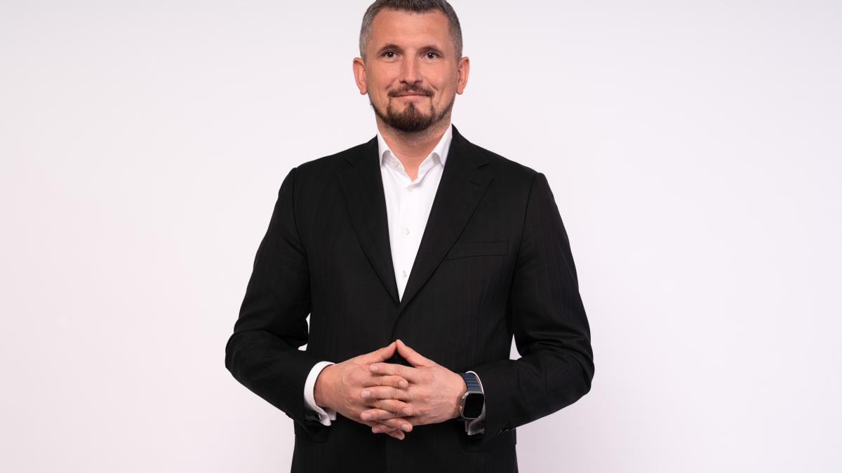 mariusz-kozlowski-ceo-paralela45_74616300