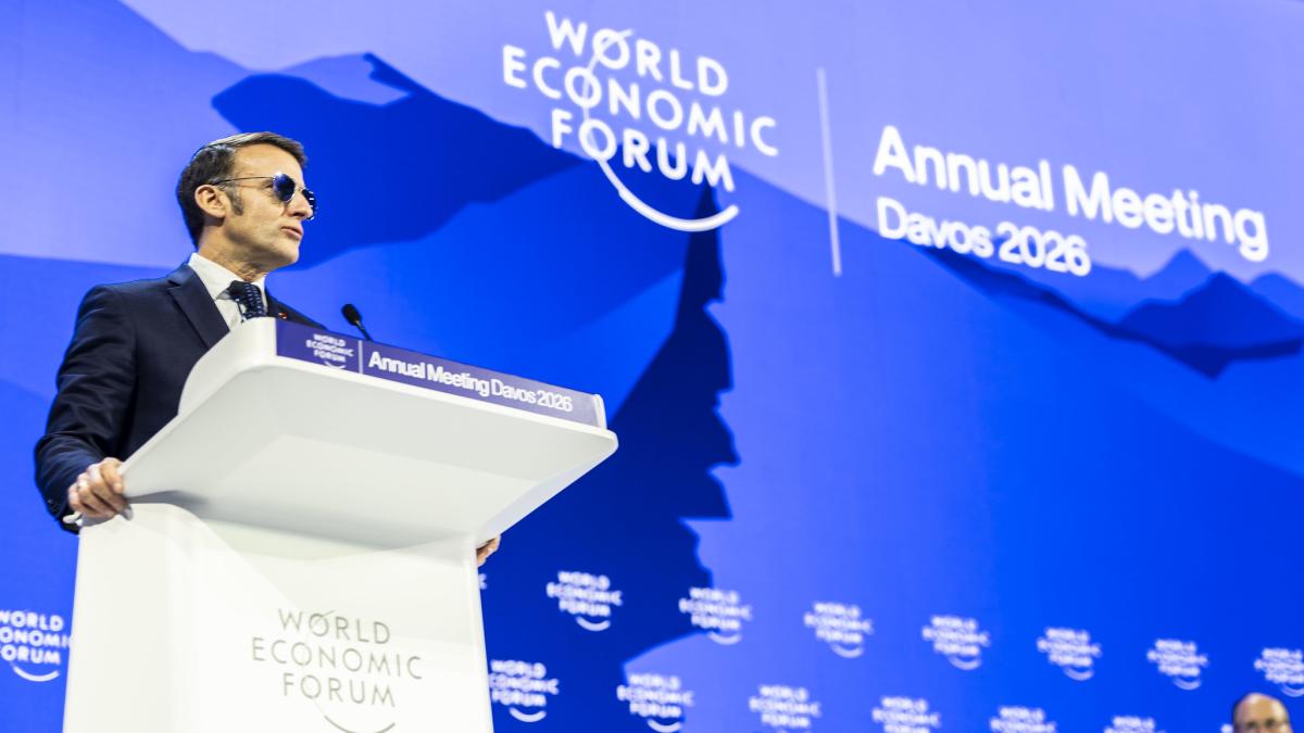 emmanuel-macron_71354700