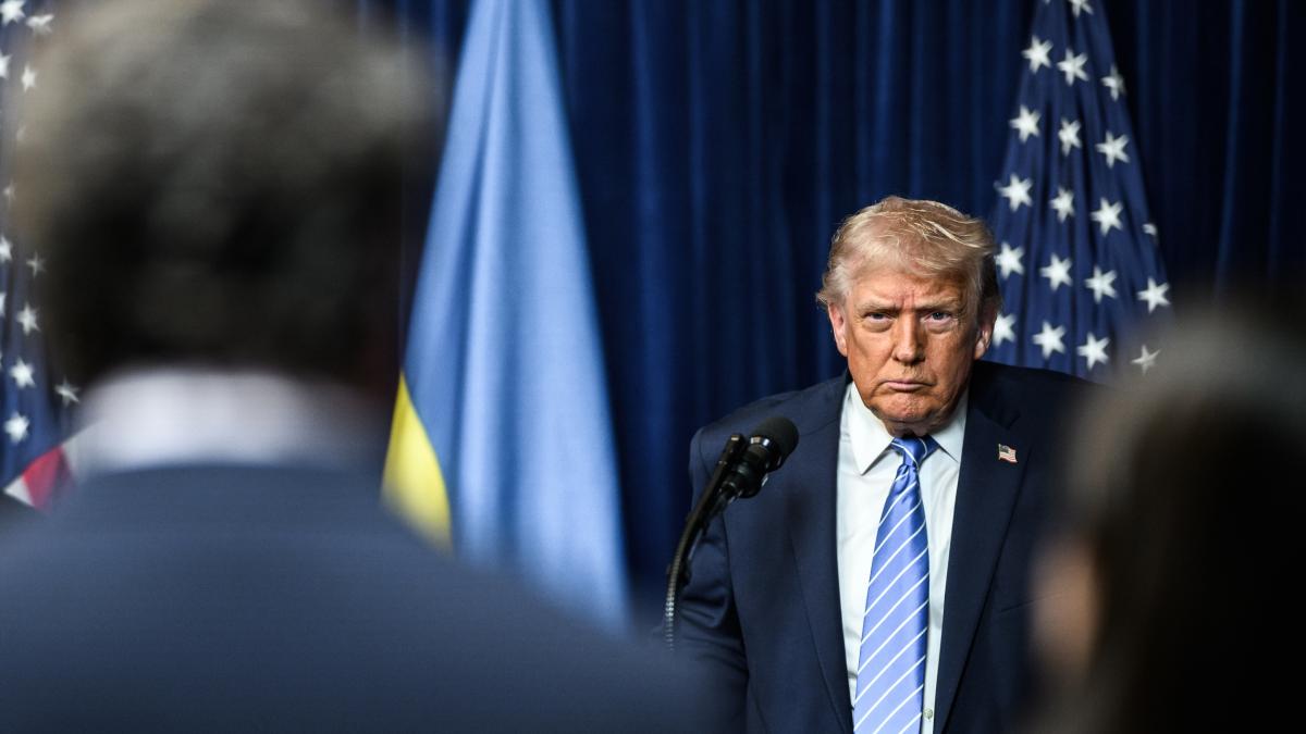 donald-trump_75903300