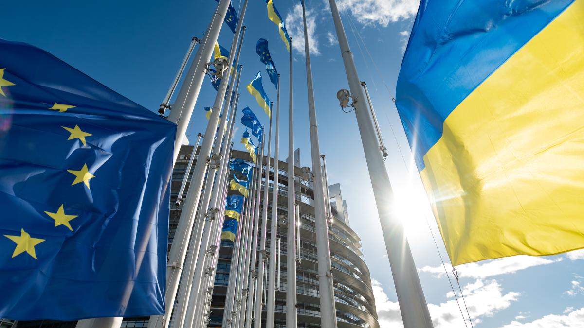 parlamentul-european_75374300