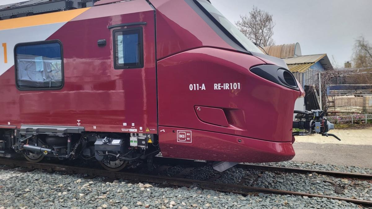 coralia-tren-2_39931800