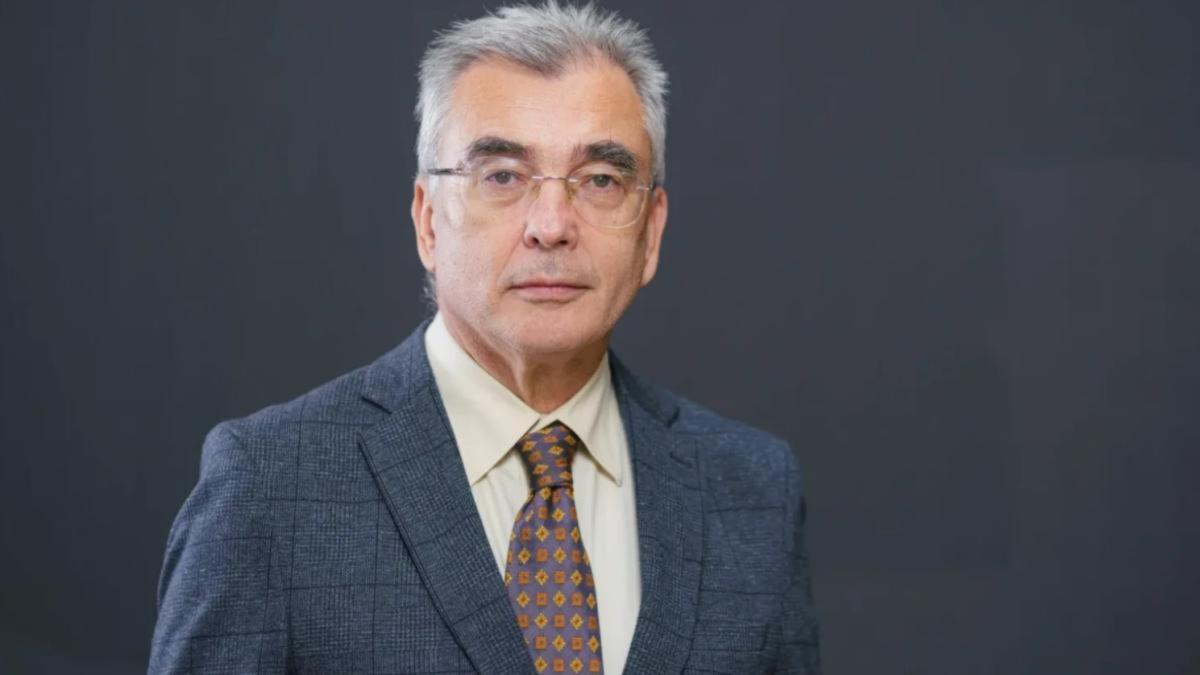 petrisor-peiu_20277100