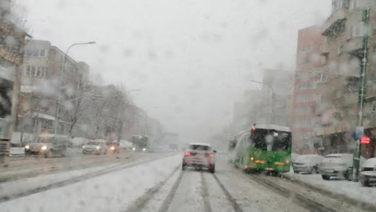 ninsoare-in-brasov_96716200