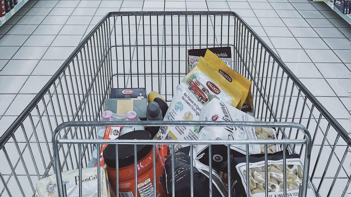 carut-cumparaturi_89099600