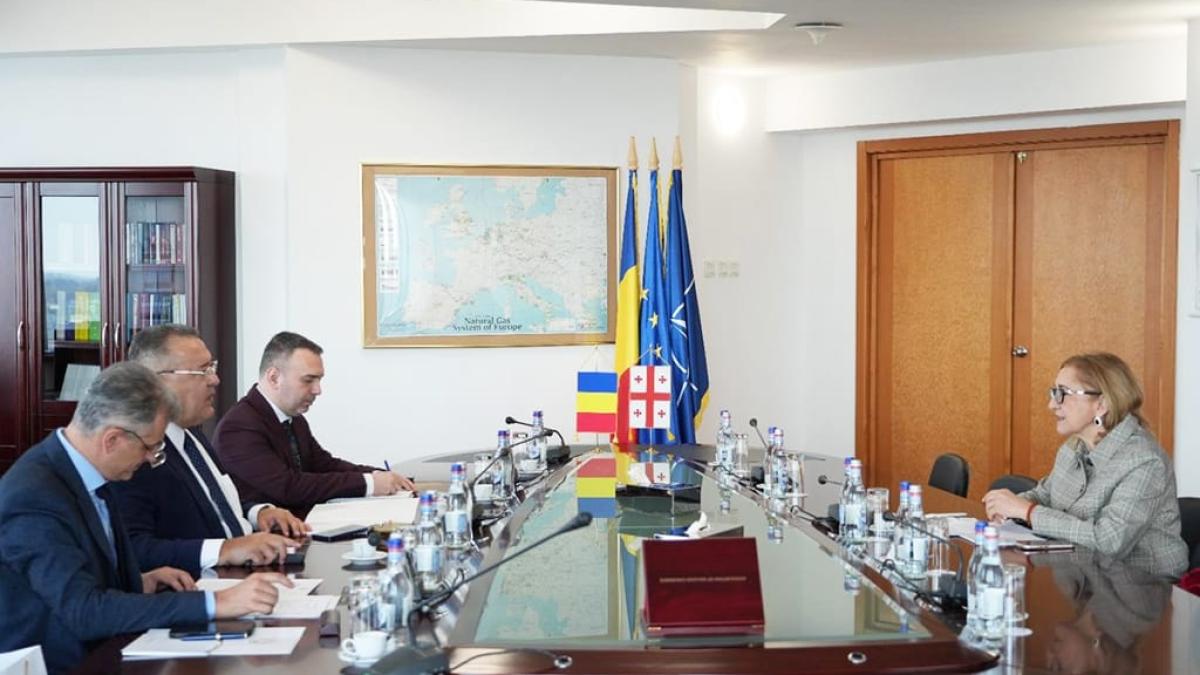 WhatsApp-Image-2026-04-15-at-16.02.36