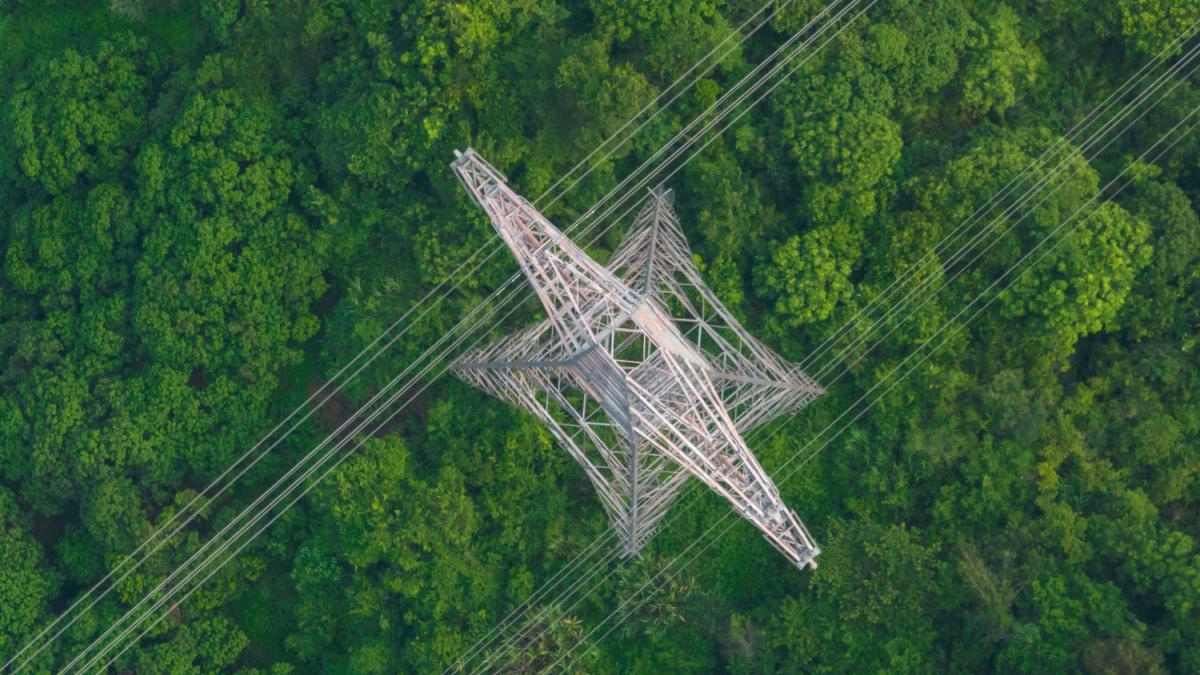 Stalp de înaltă tensiune
