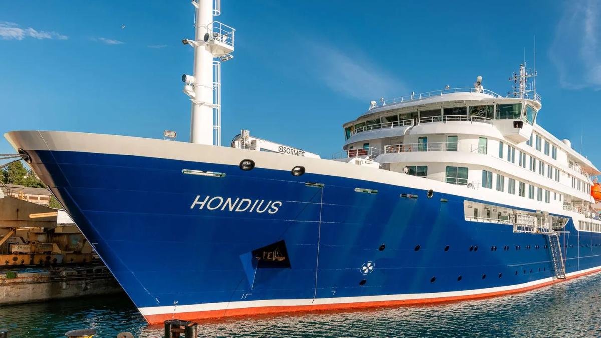 hondius-exterior-view-ocnwde