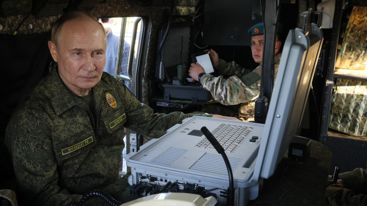 Vladimir Putin (13)