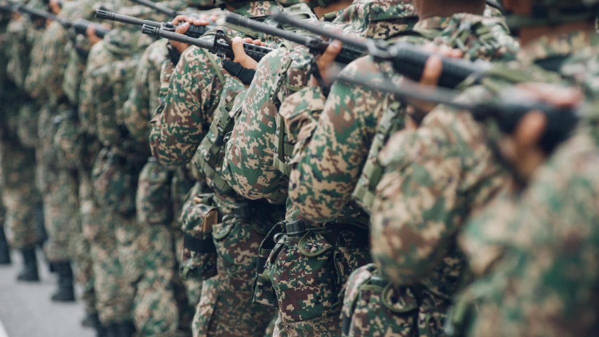 Militari