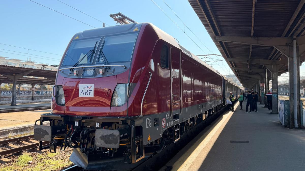 locomotiva in gara de nord