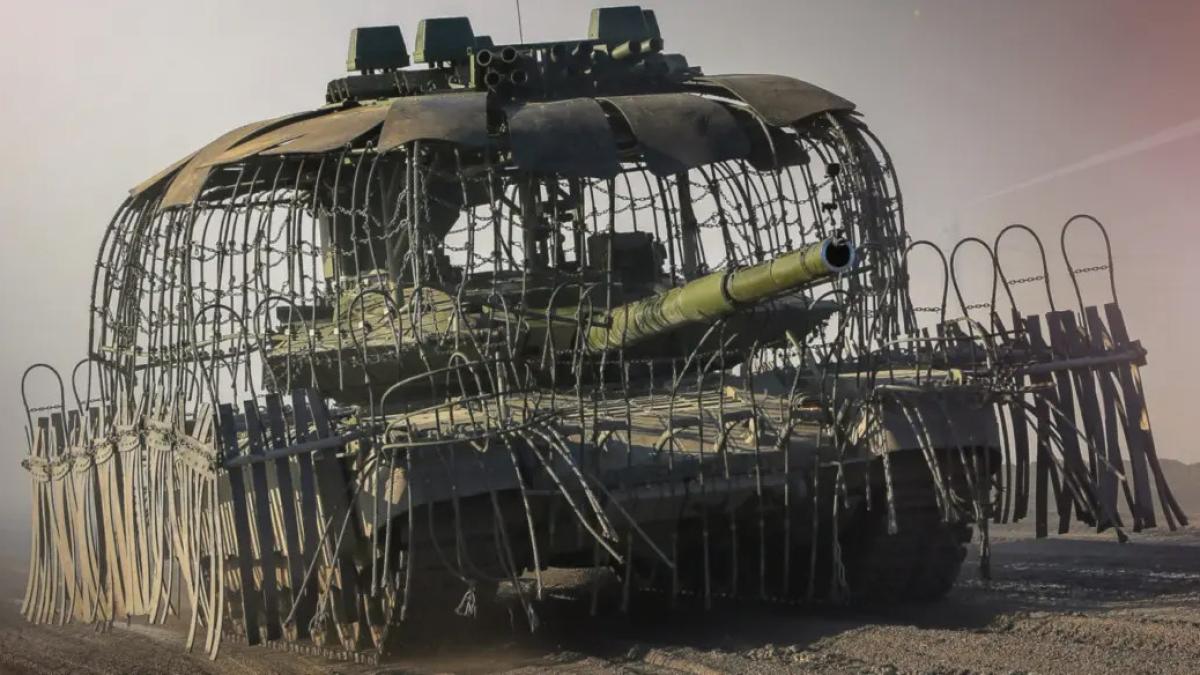 Tanc T-90M cu Cortul Tarului