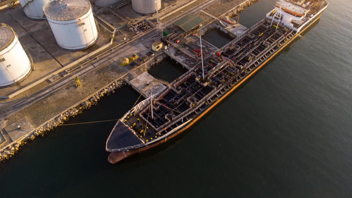 Petrolier in post