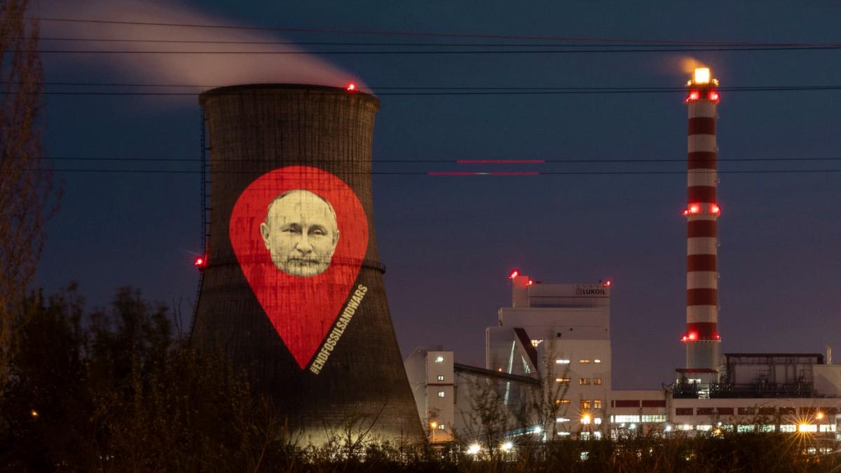putin-lukoil-ploiesti_08252100