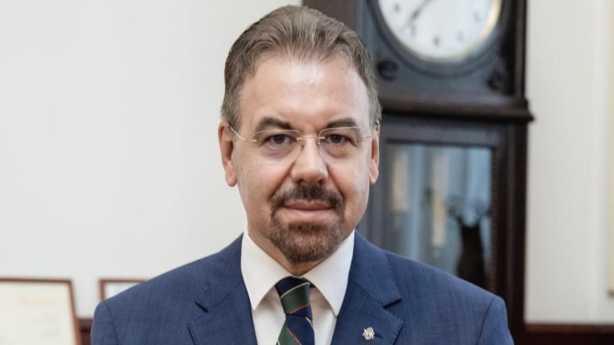 Leonardo Badea Prim-viceguvernator BNR