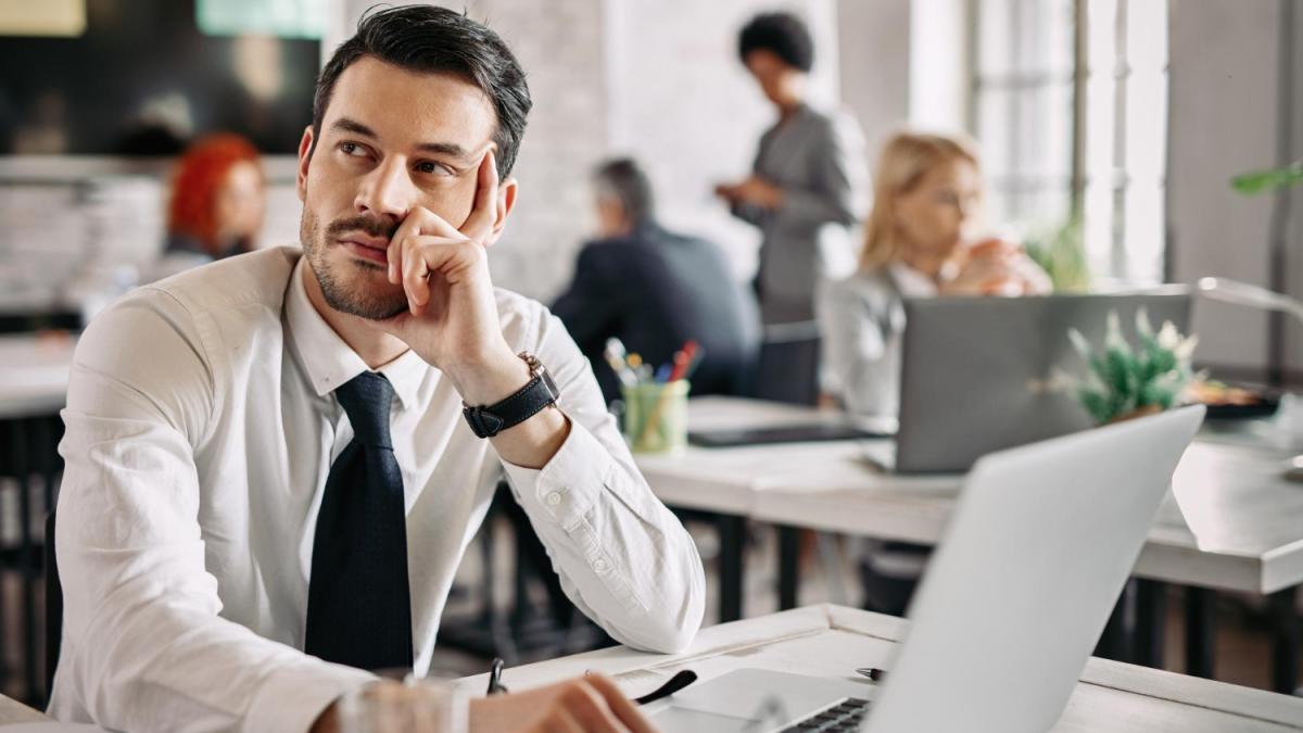 cumpotisimplificagestionareasalariilorintr-ocompanieincrestere