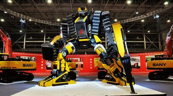 Roboţii vor fi mai harnici decât oamenii în 2025