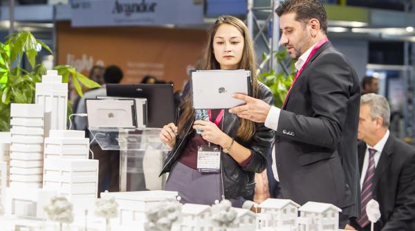 Telekom și IMWorld anunță al 7-lea an de parteneriat pentru a accelera procesul de digitalizare al României 