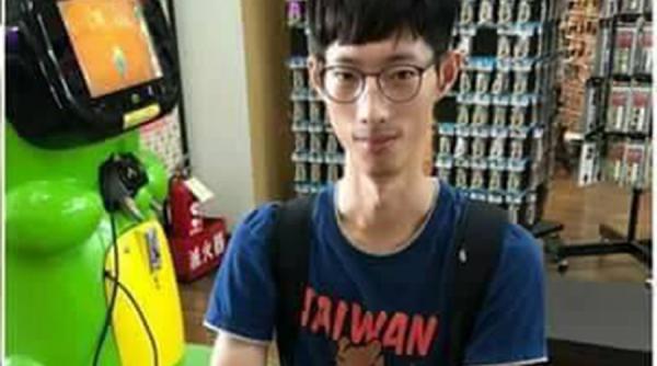 Un hacker promite să transmită live cum sparge contul lui Zuckerberg