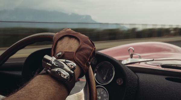 Ceasornicarii de la Maximilian Busser and Friends ne pun pe mână o rachetă (VIDEO)