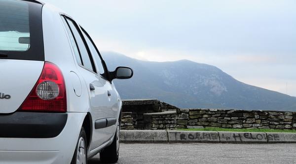 Renault: Un mic SUV pentru China și un Clio hibrid