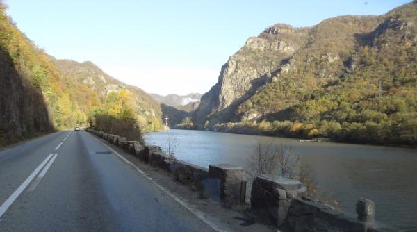 DN7 - Valea Oltului va avea trei benzi, pe încă zece kilometri