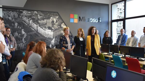 Primul laborator de tehnologii cloud, deschis la Universitatea de Vest Timișoara cu sprijinul Microsoft